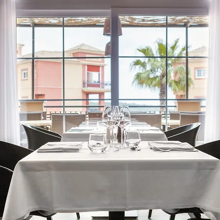 Ama Hotel